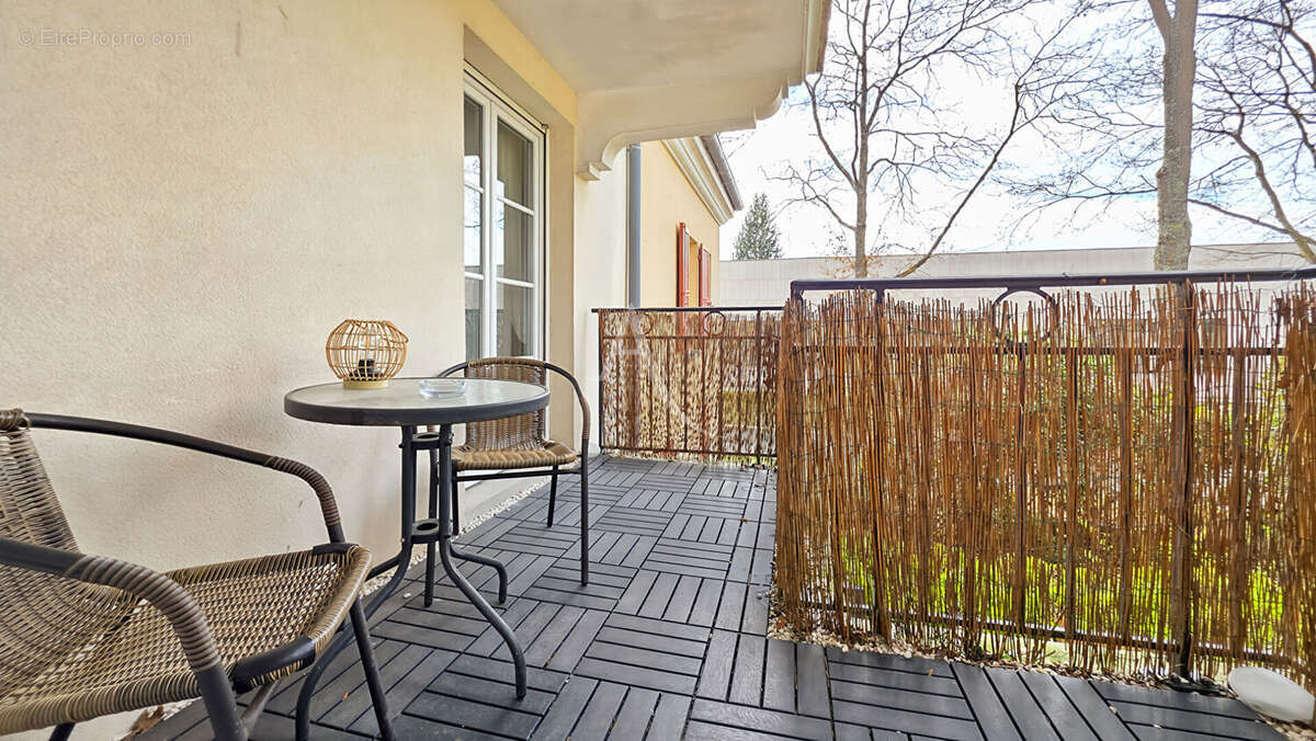 Appartement à VAUREAL