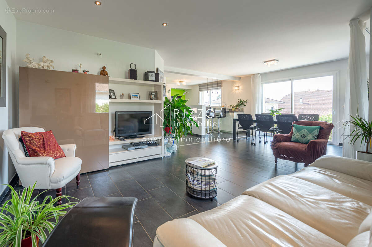 Maison sur sous sol complet - photo 3