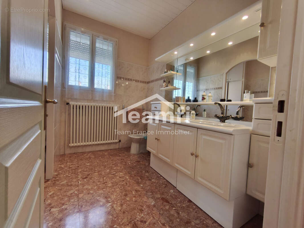 Maison à SAINT-FLORENT-SUR-CHER