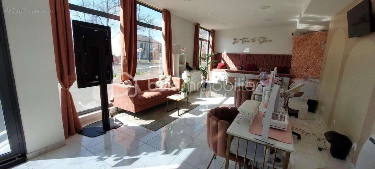 Commerce à LE PLESSIS-TREVISE