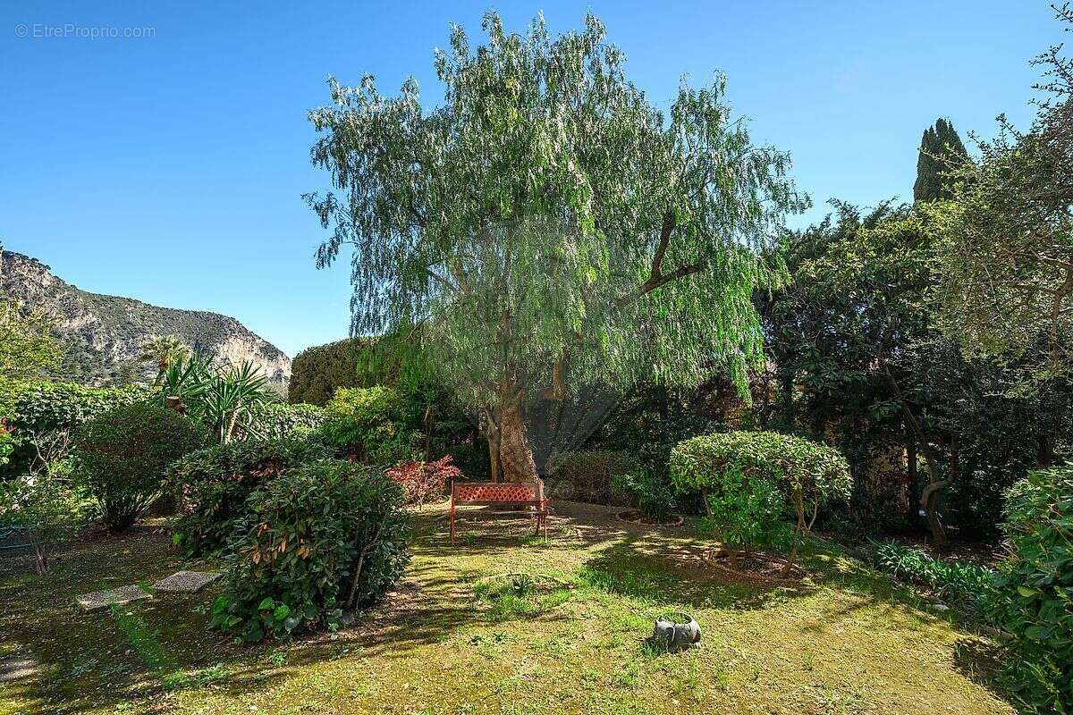 Appartement à BEAULIEU-SUR-MER