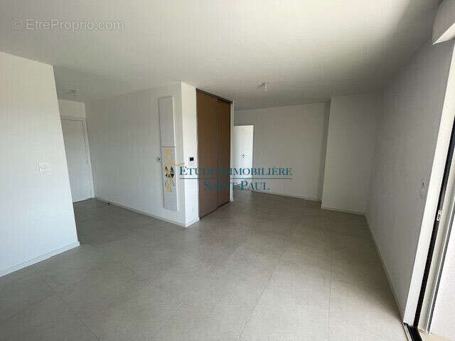 Appartement à SAUVIAN