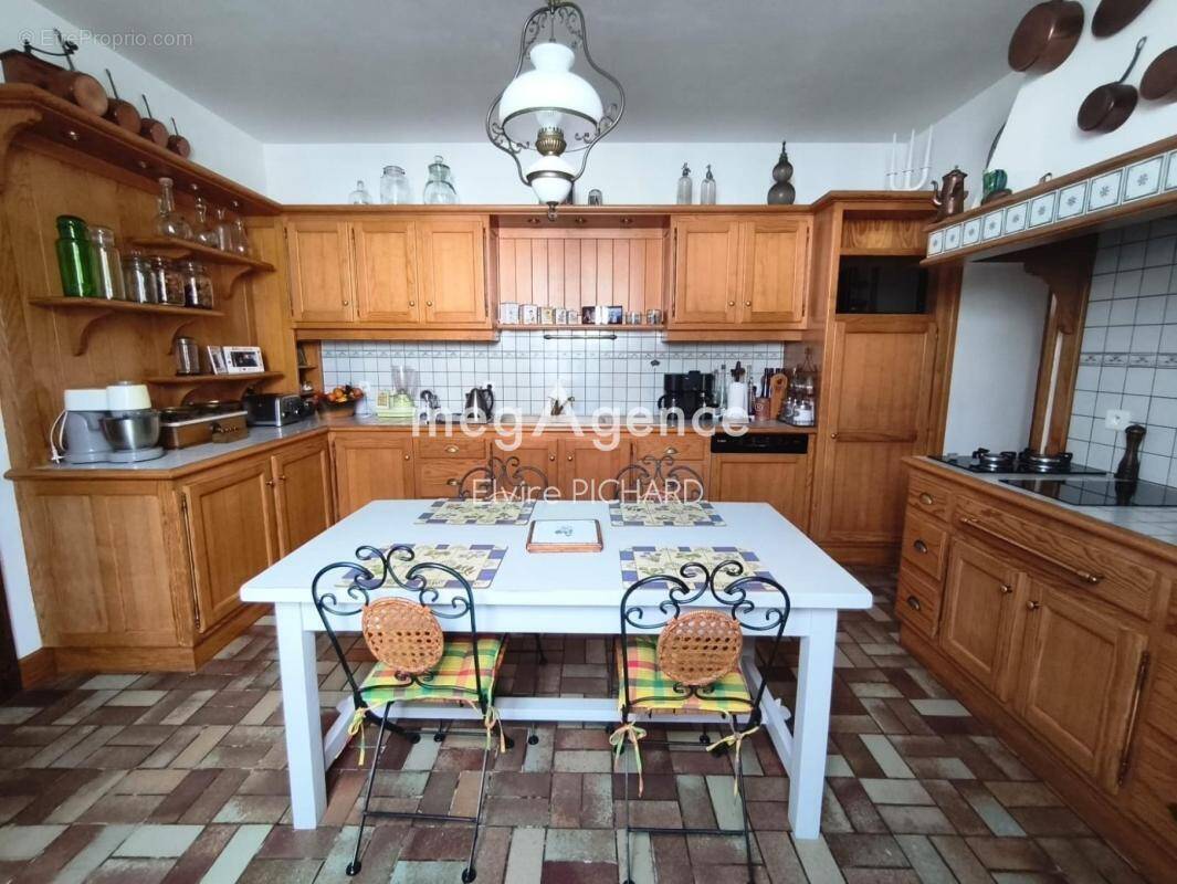Maison à JALLAIS