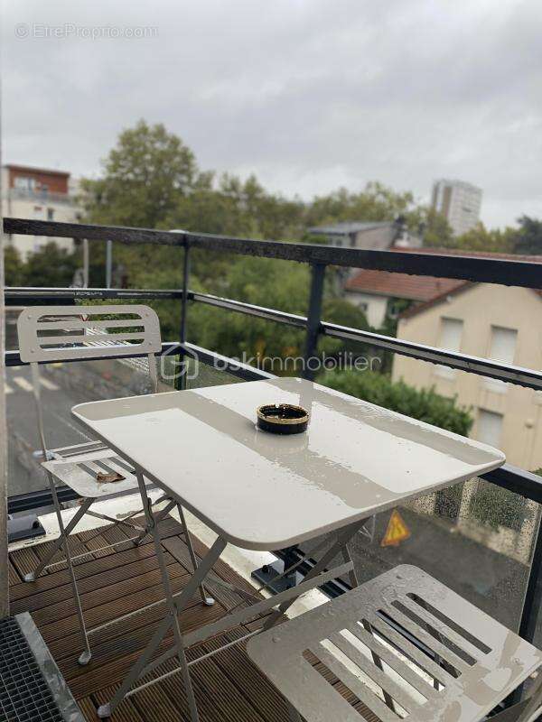 Appartement à L'HAY-LES-ROSES