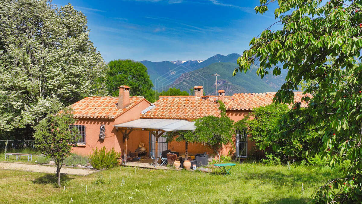 Maison à SERRALONGUE