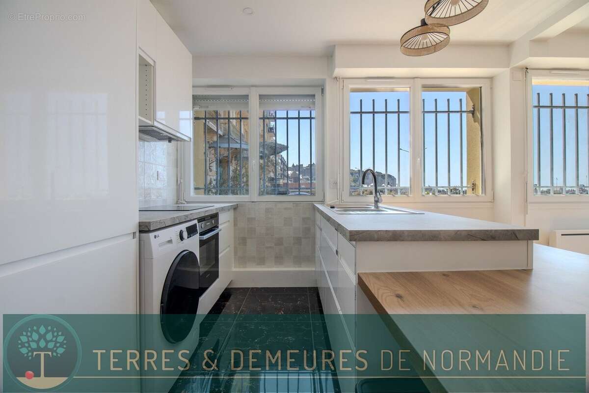 Dieppe Front de Mer  Appartement de 93,25 m² avec Vue Mer et Jardinet, à 5 Minutes du Centre-Ville - photo 3