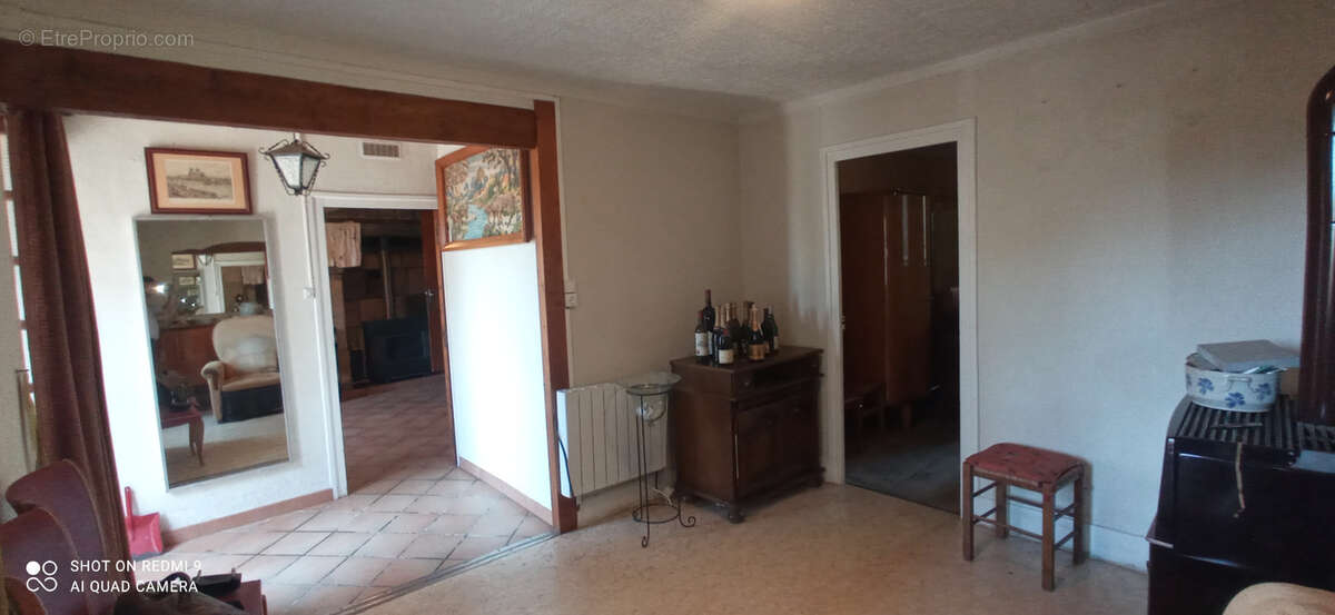 Maison à SAINT-SAUVES-D'AUVERGNE