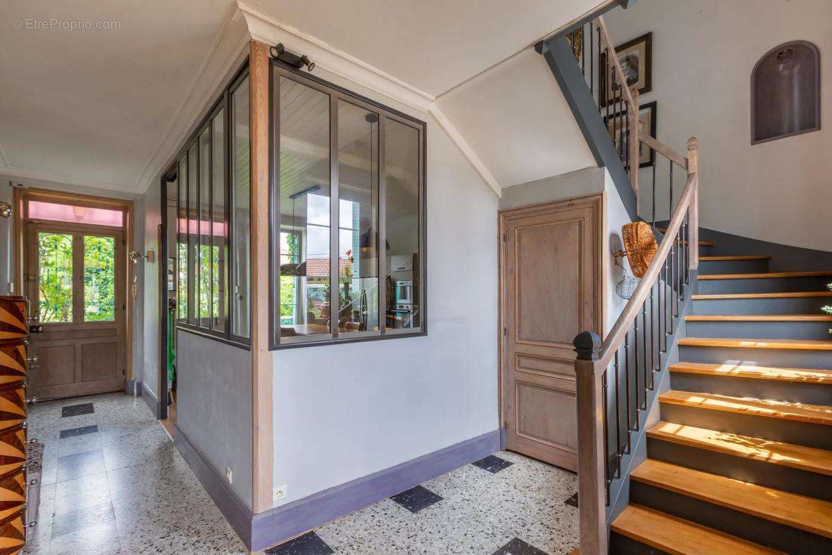 Maison à VILLEFRANCHE-SUR-SAONE