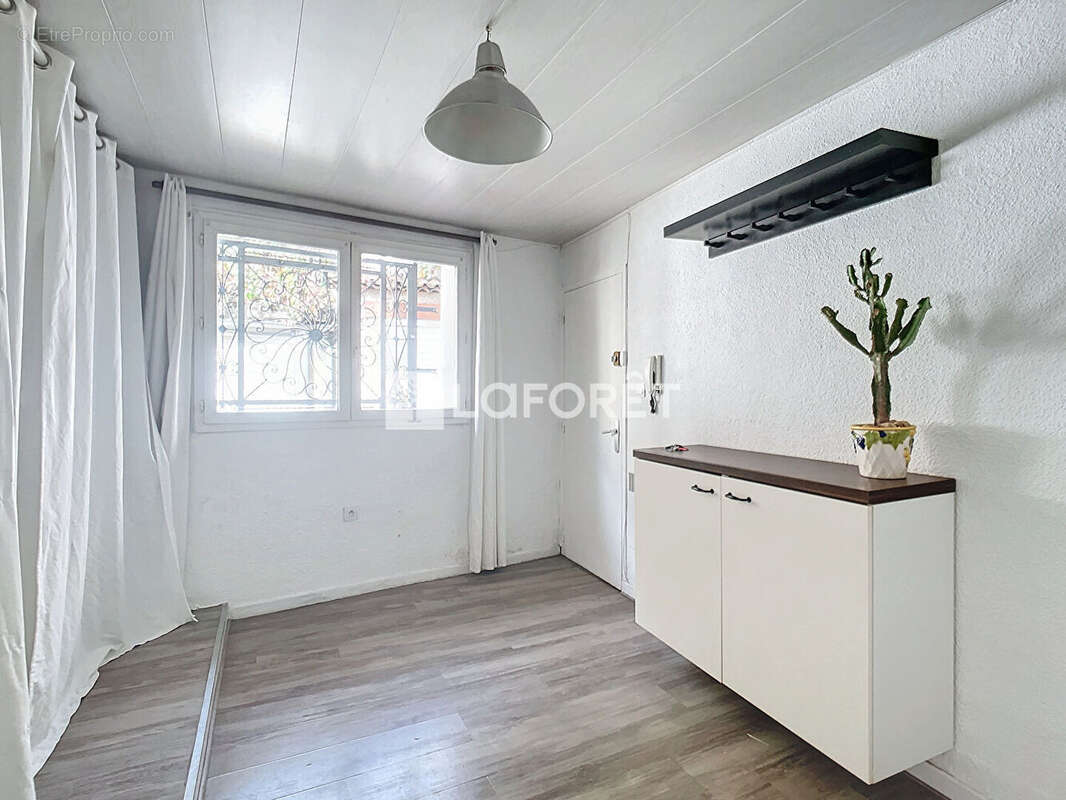 Appartement à AURIOL