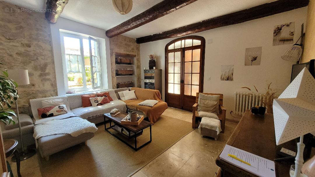 Maison à JONQUIERES