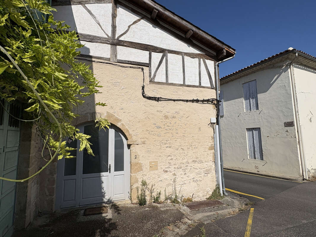 Maison à SAINT-MACAIRE