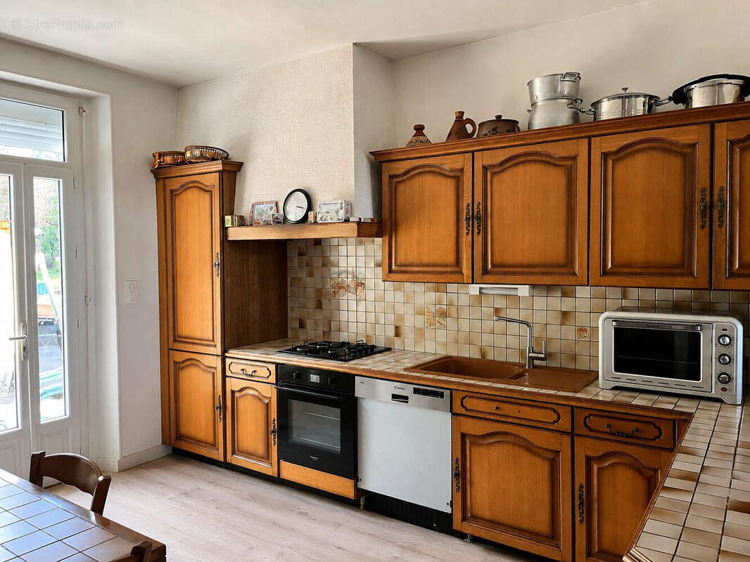 Maison à RAZAC-SUR-L'ISLE