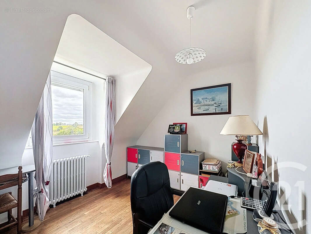 Maison 114 m² à Hengoat  - photo 11