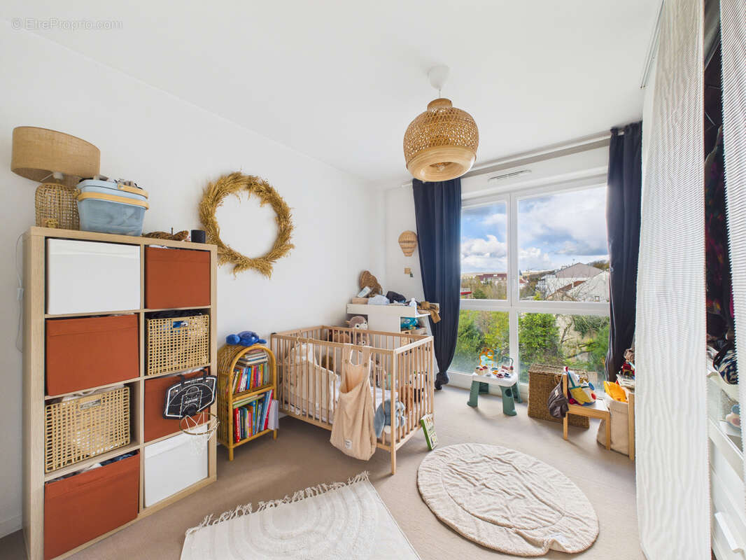 Appartement à SARTROUVILLE