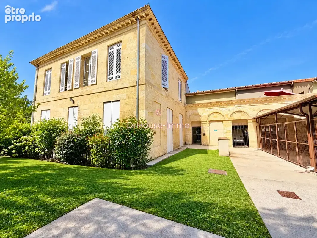 Appartement 4 pièces 110 m² à vendre à Talence (33400) - photo 2