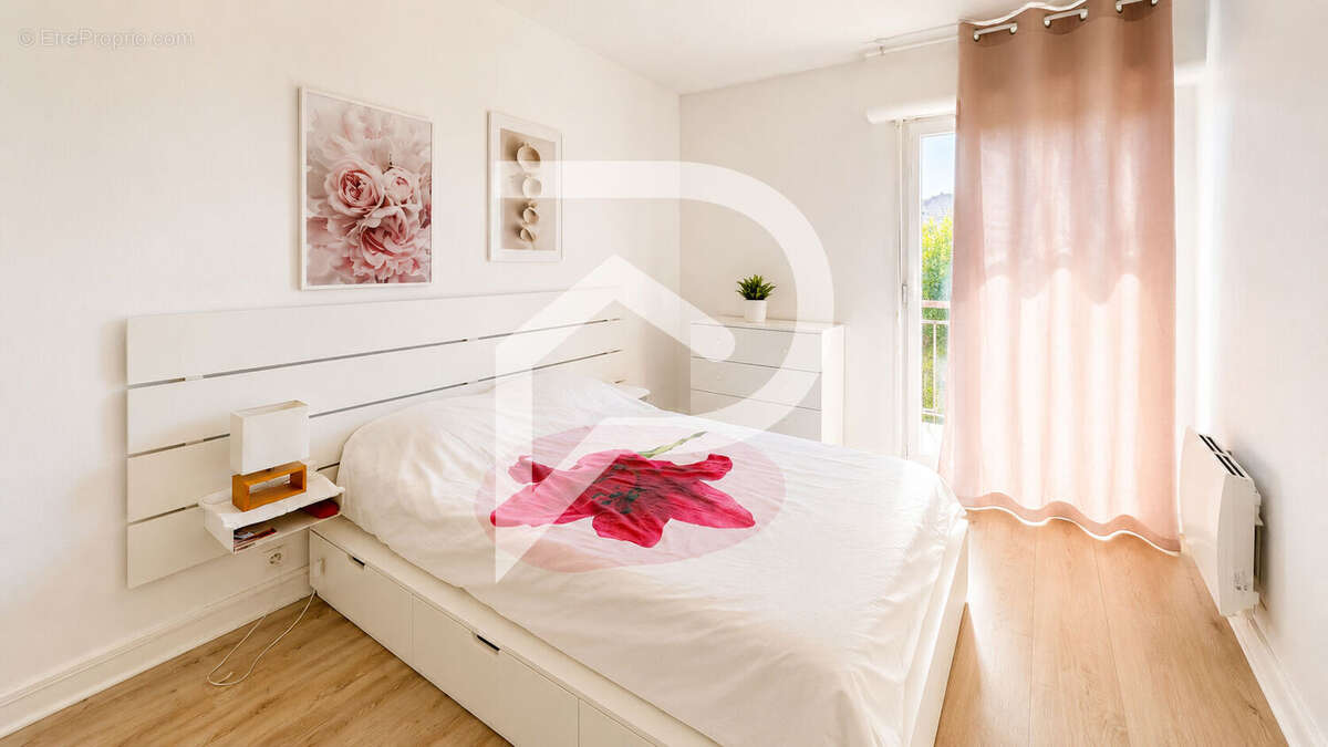 Appartement à VERNEUIL-SUR-SEINE