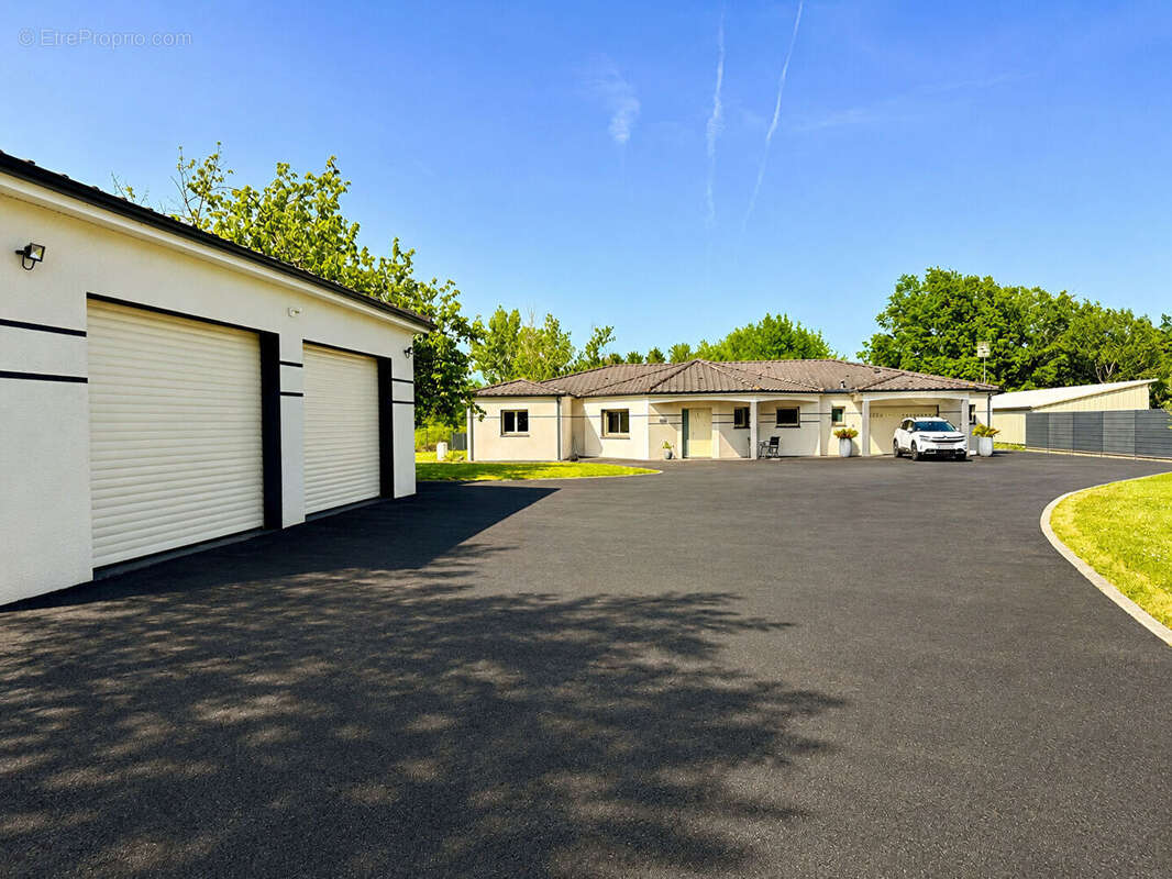 Maison 300m² à coutras - photo 9