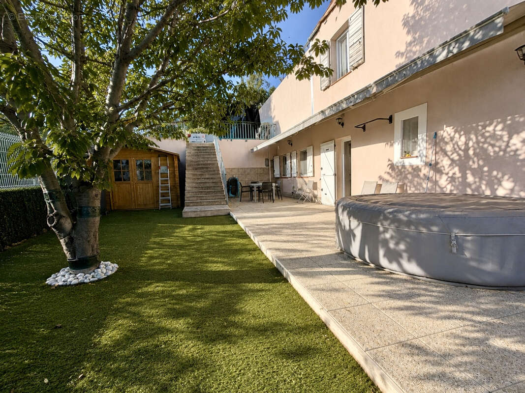 Bas de villa Vue mer Roquebrune-Cap-Martin - photo 17