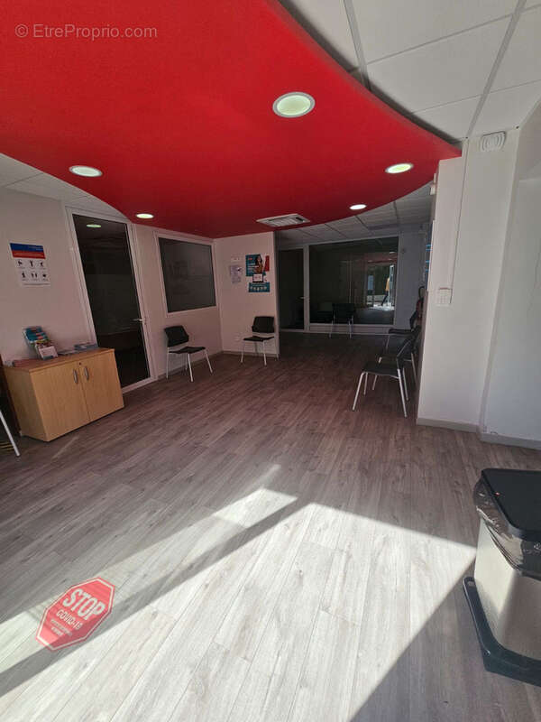 Commerce à BASSE-POINTE