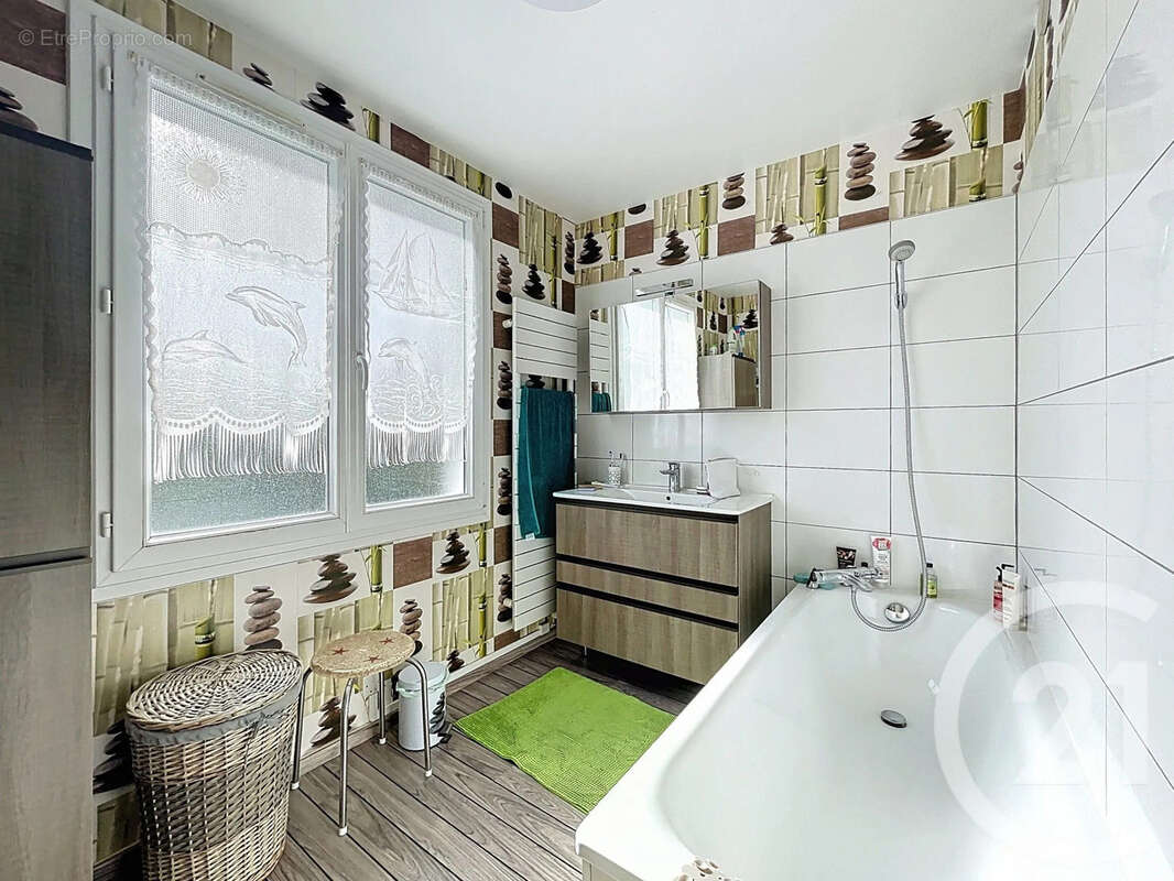 Maison 121 m² à Epinal  - photo 4