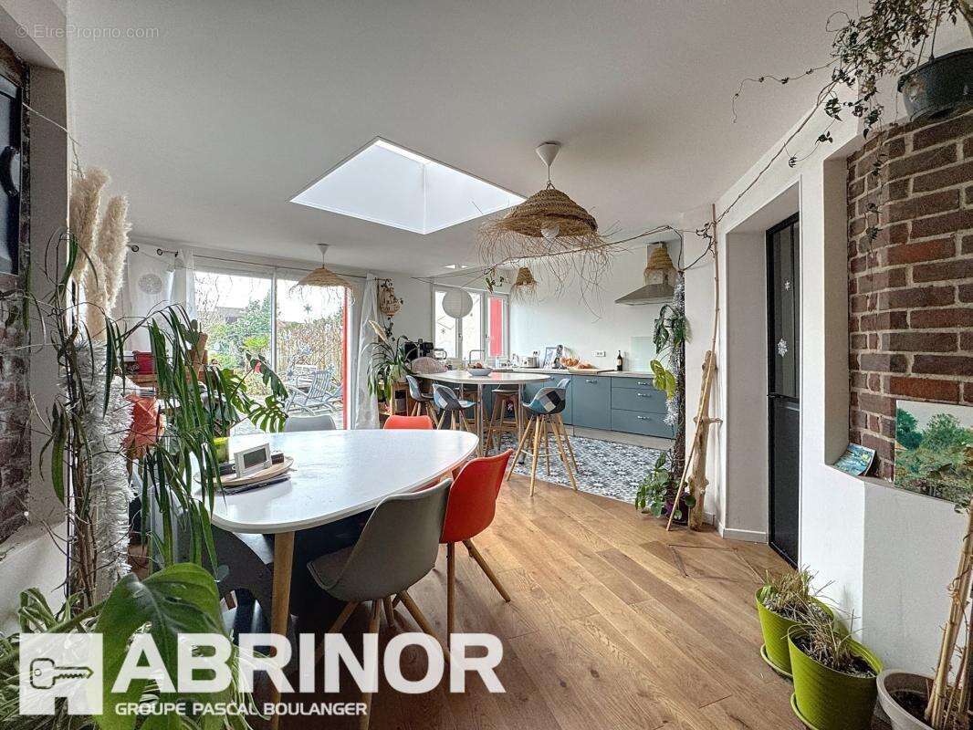 Maison à WATTIGNIES