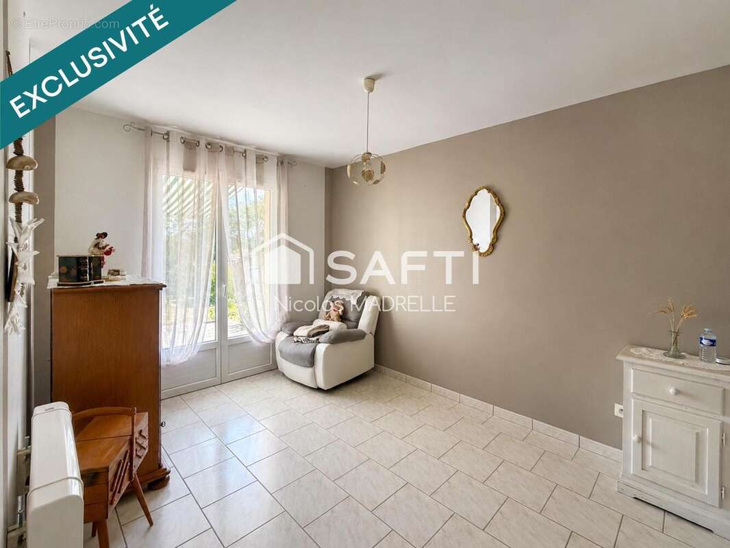Maison 78 m² à Saint-Martin-Lacaussade  - photo 6