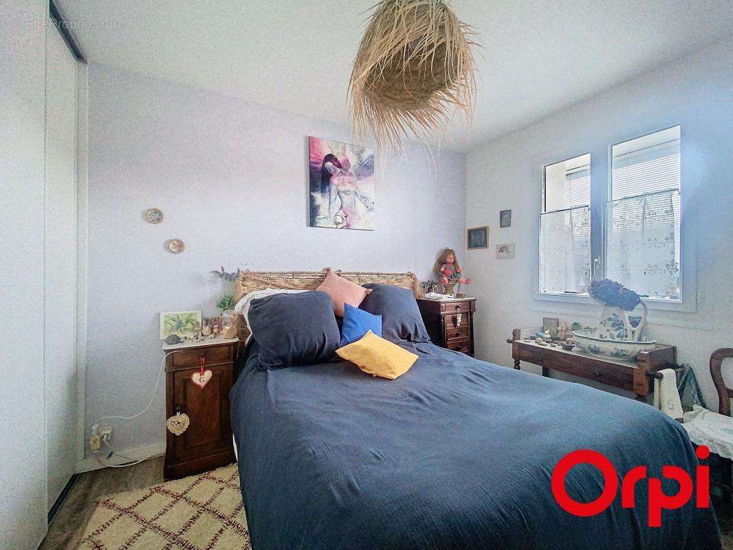 Appartement à SIX-FOURS-LES-PLAGES