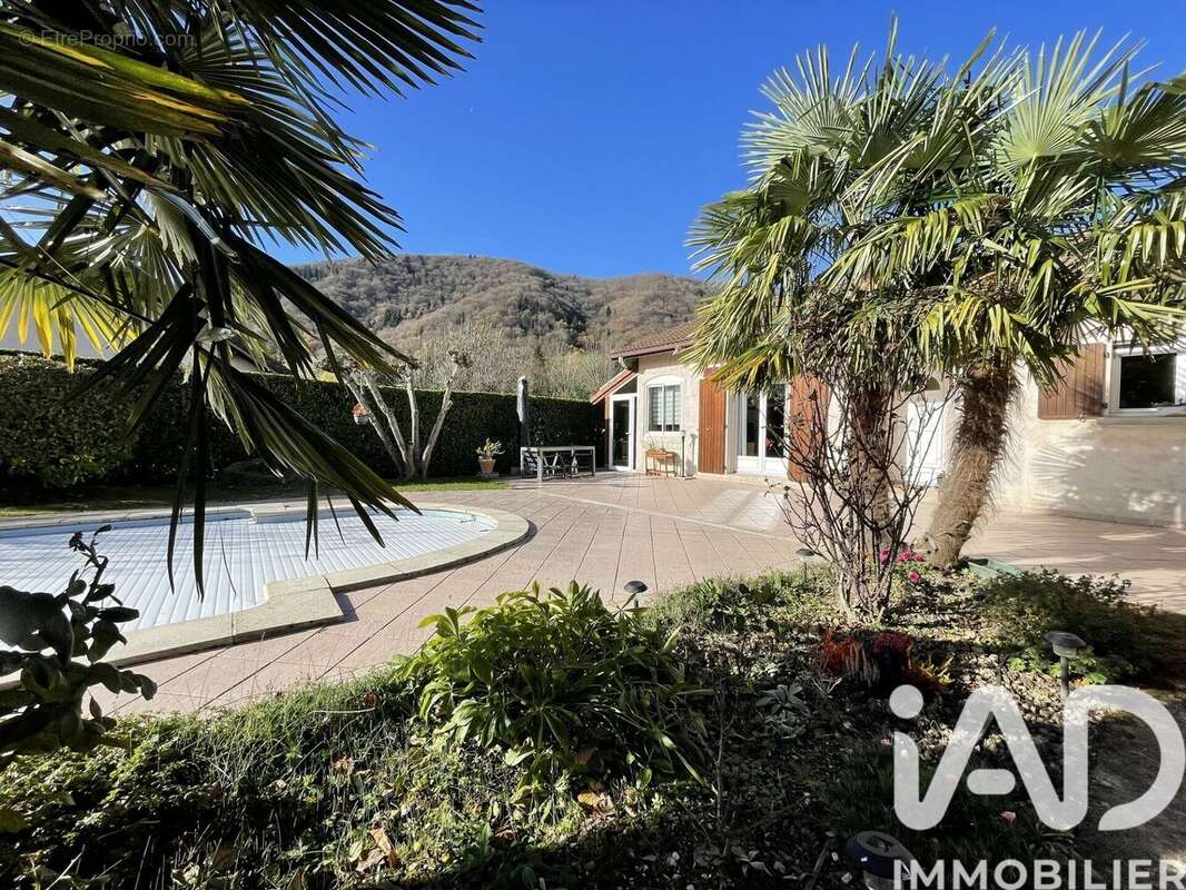 Photo 2 - Maison à VOIRON