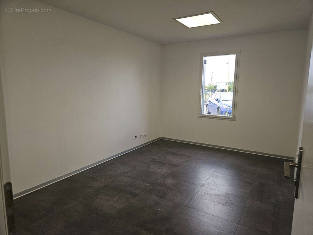 À vendre - site industriel premium de 2 142 m² - un outil de travail prêt à l'emploi ! - photo 15