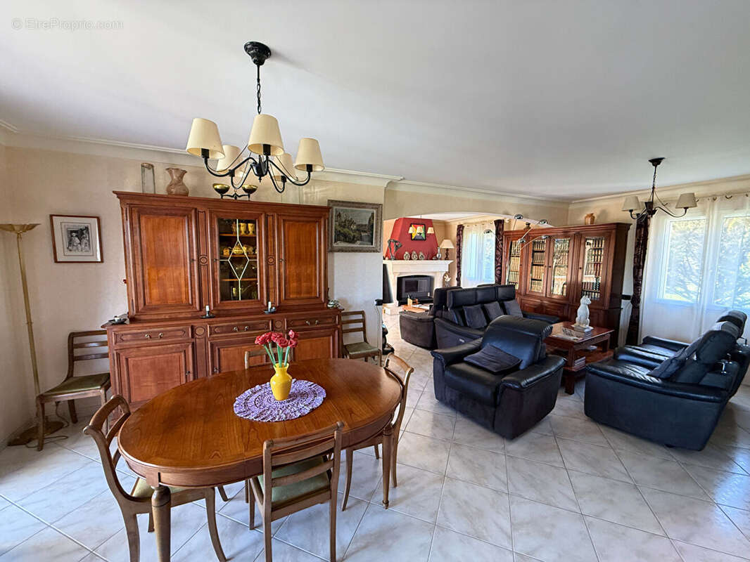 Maison à HAUTEFAGE-LA-TOUR