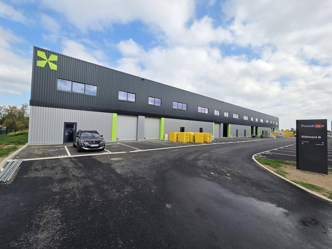 Commerce à SAINT-BARTHELEMY-D&#039;ANJOU