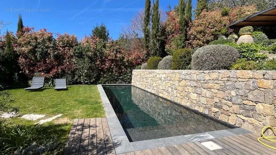 Maison à SEILLANS