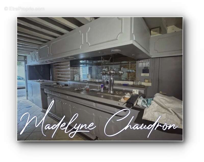 Commerce à SAINT-VRAIN