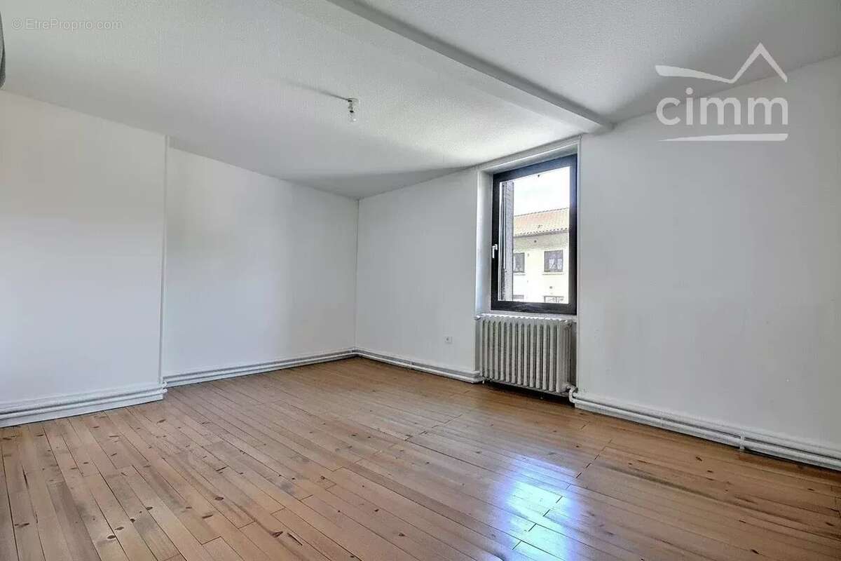 Vente gresivaudan crolles : maison de village t4 avec cour et garage - photo 6