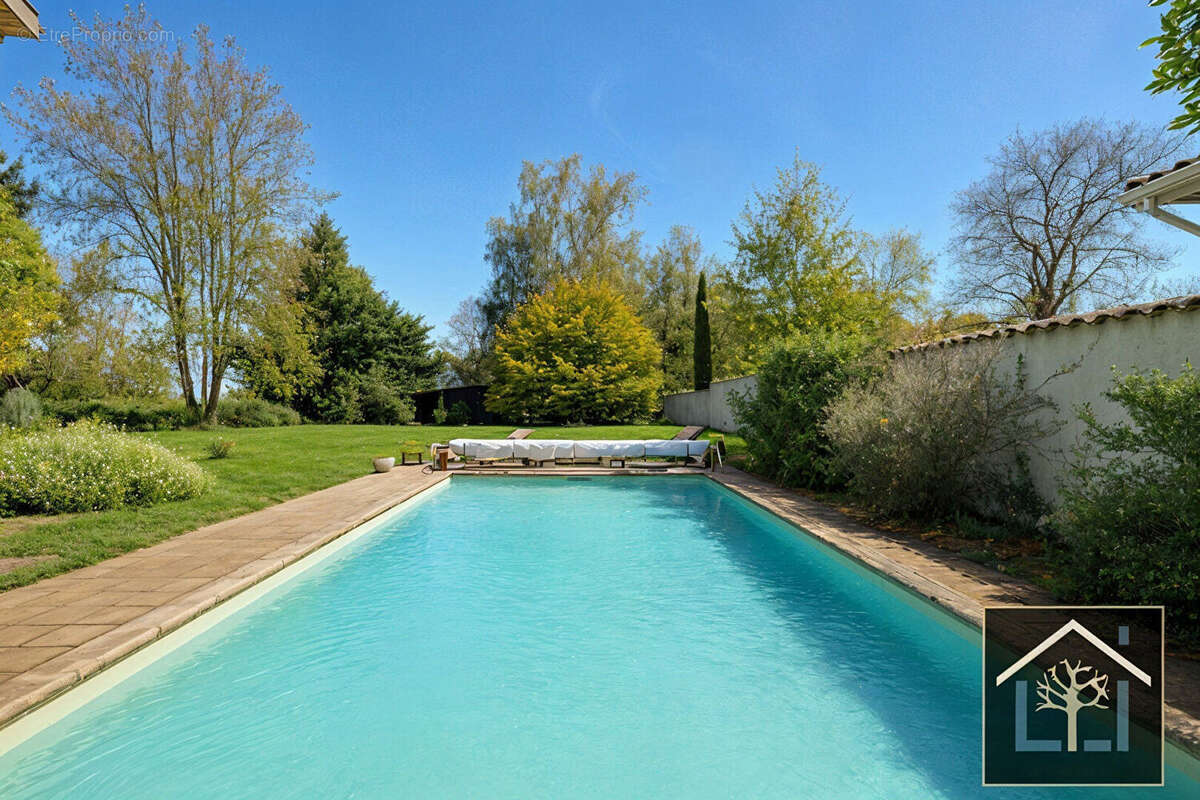 Maison à BRESSOLLES