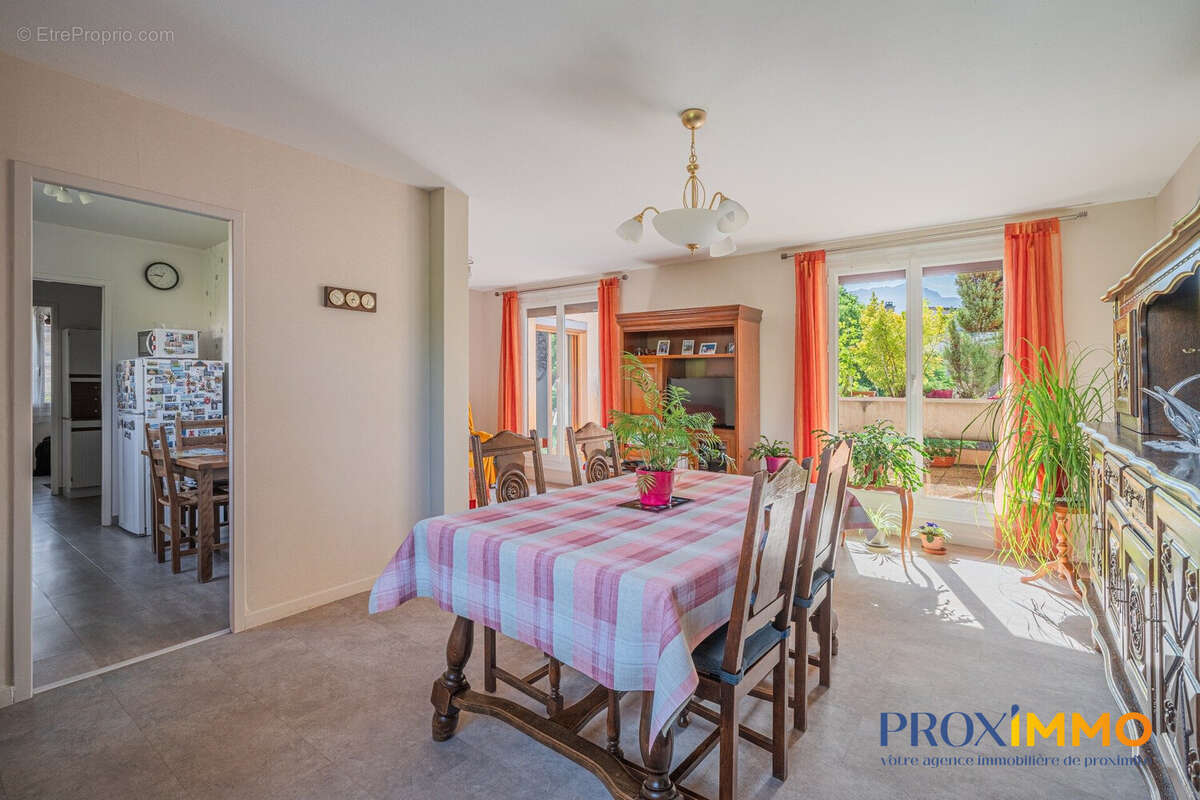 Appartement à VOIRON