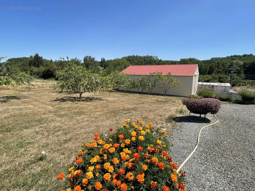 Maison à SAINT-JEAN-DE-LA-MOTTE