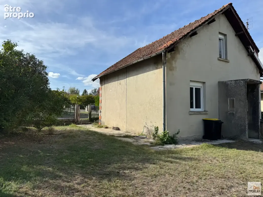 Maison 7 pièces 95 m² à vendre à Barbezieux-Saint-Hilaire (16300) - photo 3