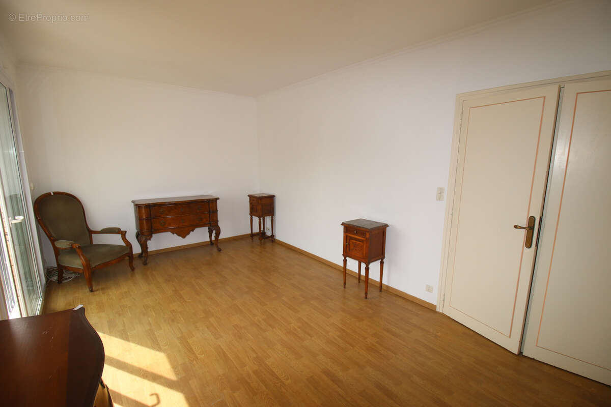 Maison à FONTVIEILLE