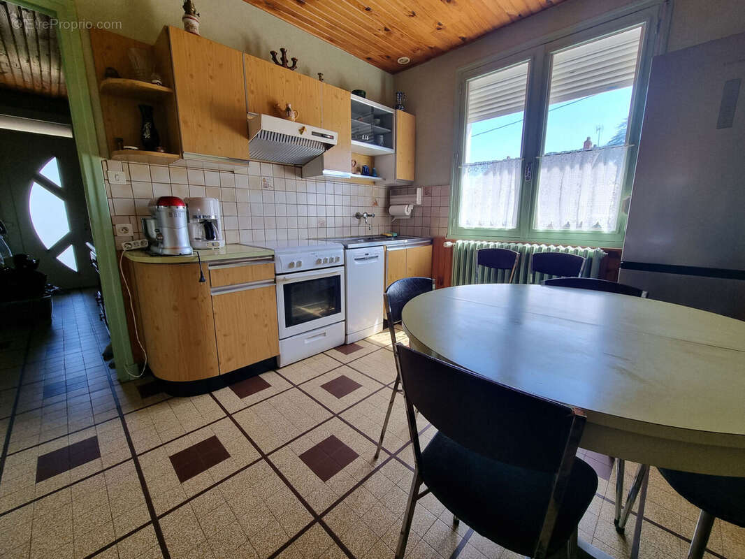 Photo 6 - Maison à GUEUGNON
