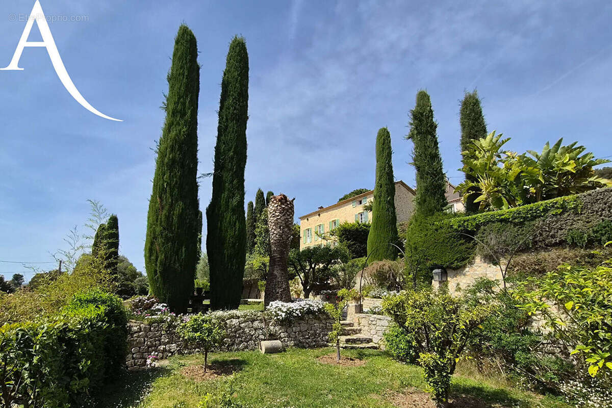Maison à MOUGINS