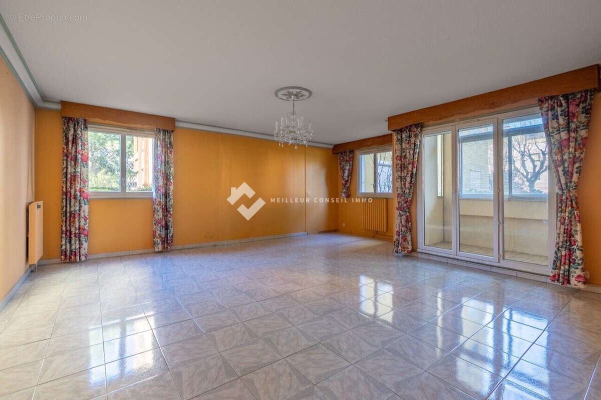 Appartement à AIX-EN-PROVENCE