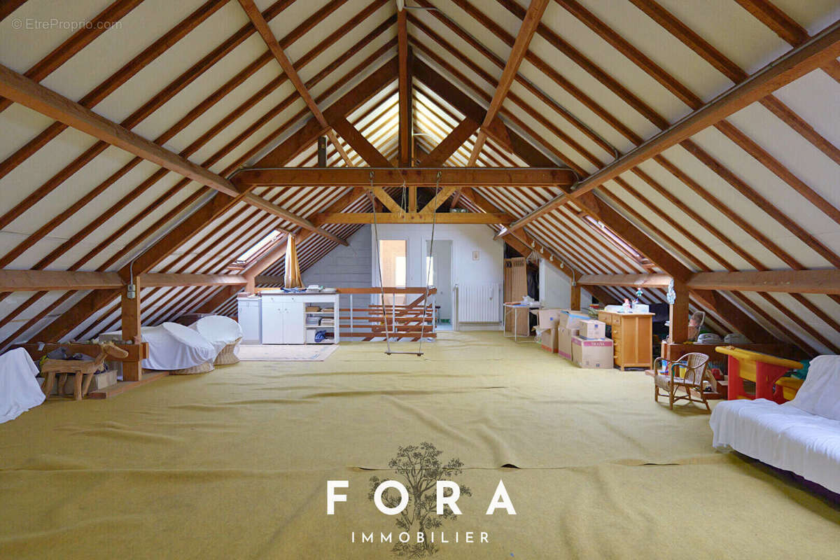 Maison à CONDE-SUR-NOIREAU