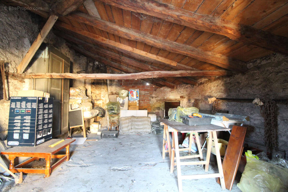 Appartement à SAINT-AFFRIQUE