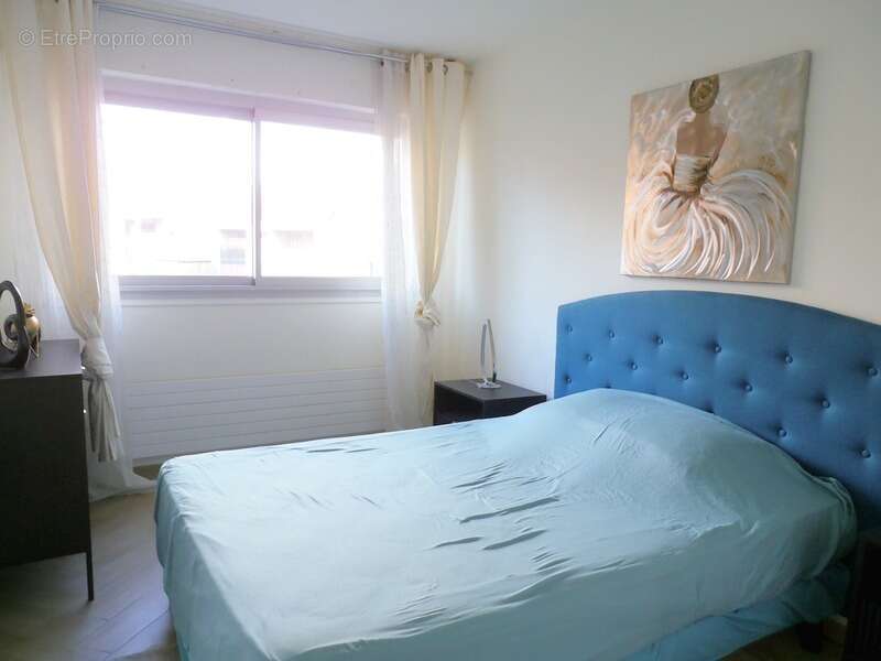 Appartement à MARSEILLE-5E