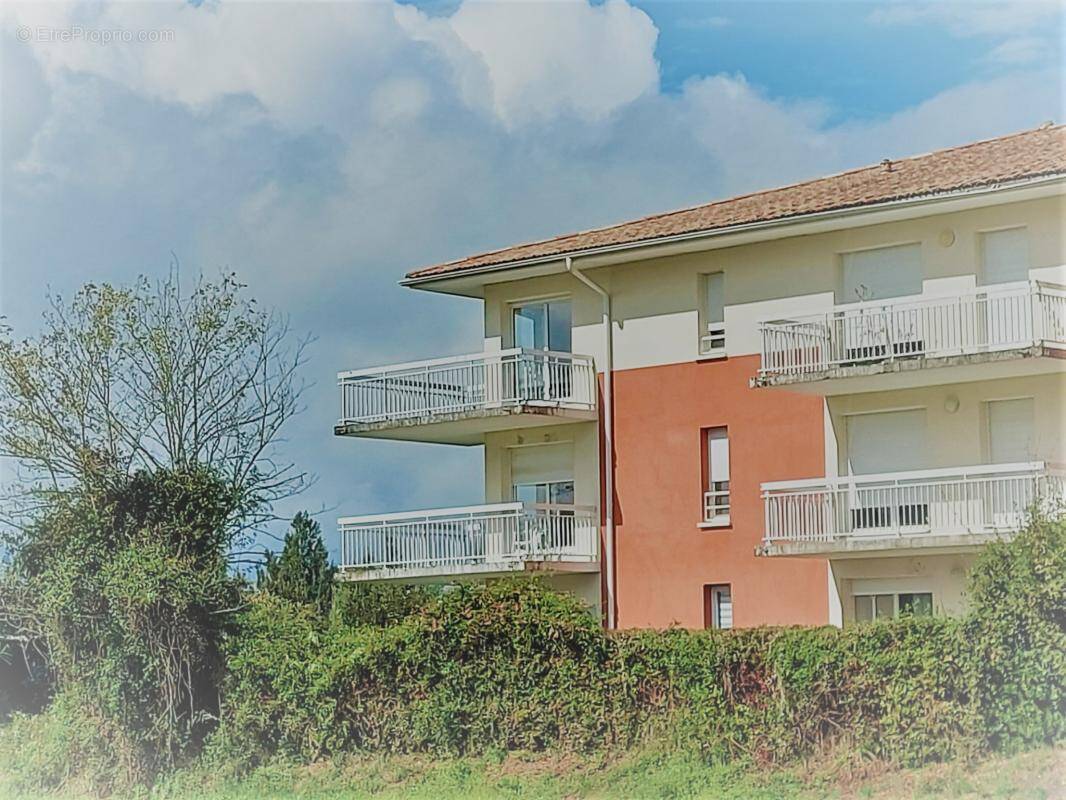 Appartement à BELIN-BELIET