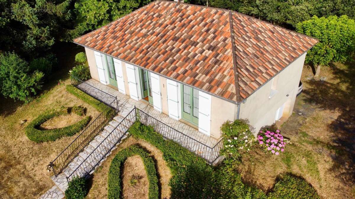 Maison à pied du centre de Sainte-Alvère - photo 19