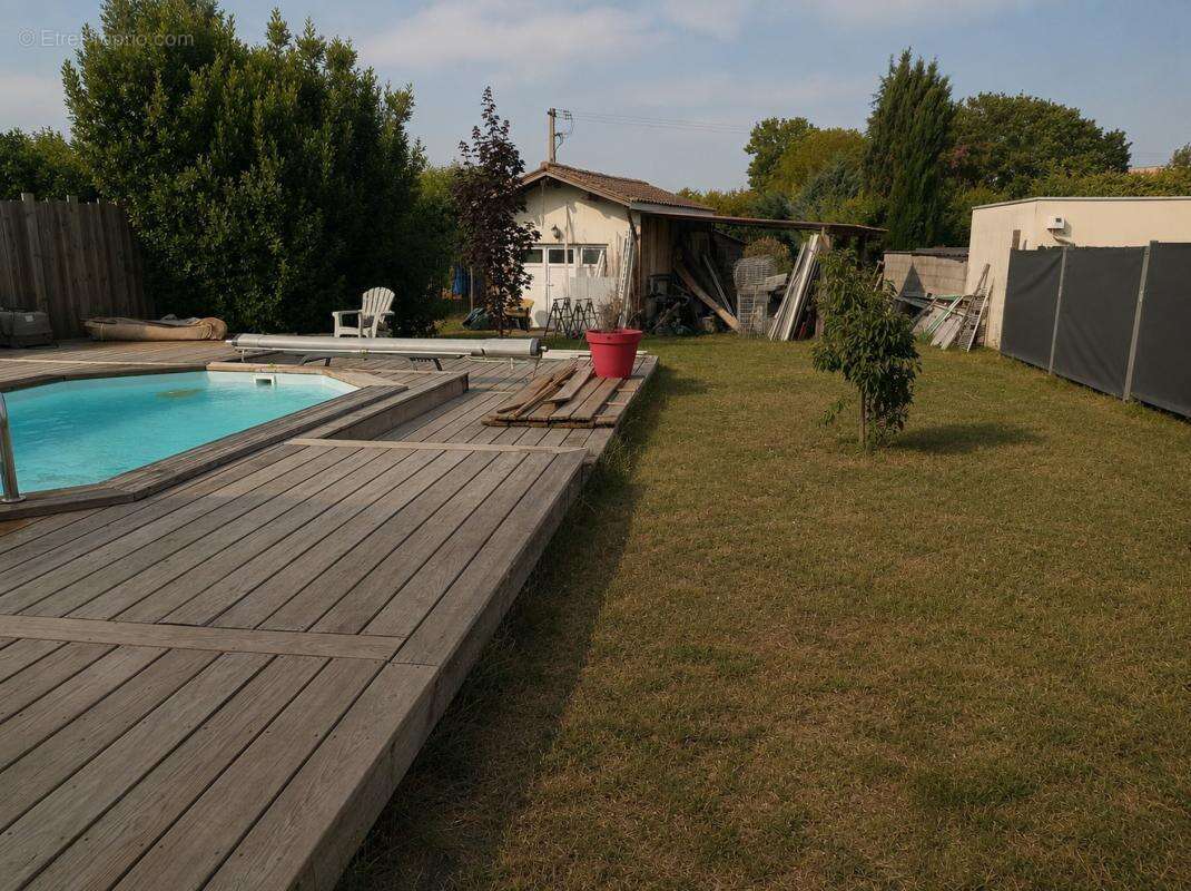 Maison 110 m² à Cozes  - photo 6