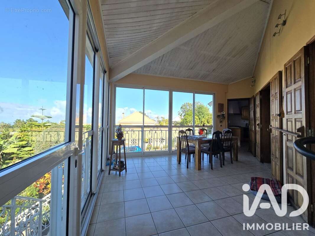 Photo 3 - Maison à LE TAMPON