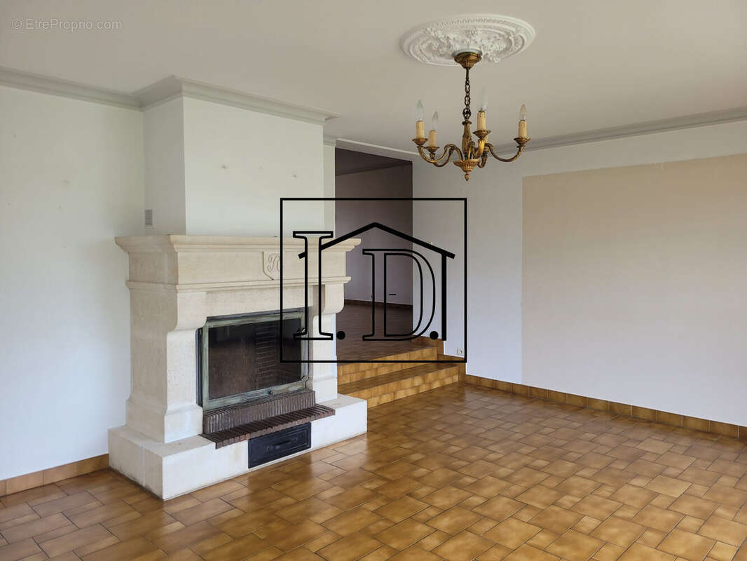 Salon - Maison à BERGERAC